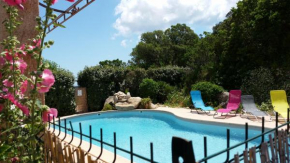 appartement climatisé 35 m2 pour 1 couple et 1 enfant piscine partagée
